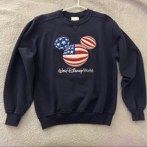 Disney Sweaters - Vintage Walt Disney World Medium Pullover